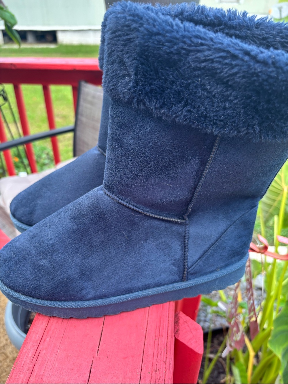 Women’s Navy Faux-Suede Winter Boots - Cozy Fold-Over Cuff